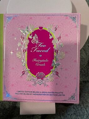 Too Faced Fairytale Crush Pink Blush & Highlighter Palette